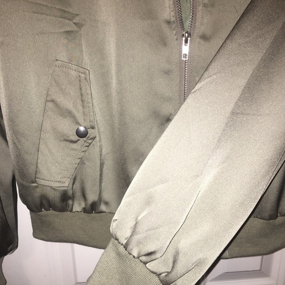 MISSGUIDED BOMBER JACKET OLIVE GREEN - Picture 6 of 7